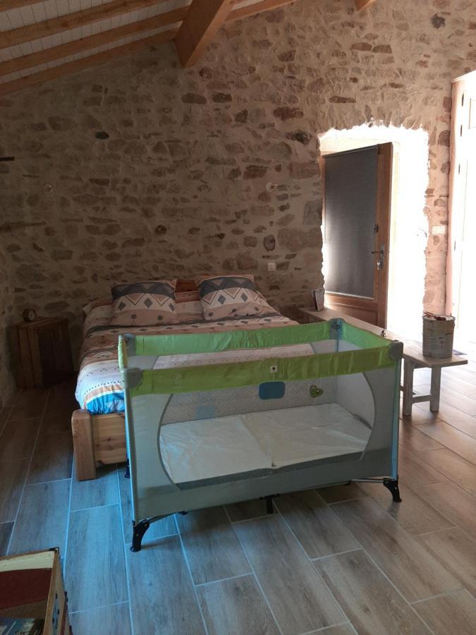 Mont2Roux Apartment Montpeyroux  Bagian luar foto